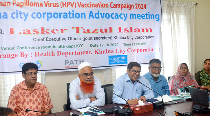 জরায়ুমুখ ক্যান্সার প্রতিরোধে খুলনায় ৩৩ হাজার কিশোরীকে টিকা দেওয়া হবে
