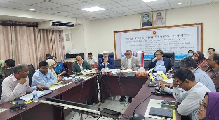 সরকারি হাসপাতালের নার্স ও কর্মচারীদের ঠিকভাবে কাজে লাগাতে হবে : স্বাস্থ্যমন্ত্রী